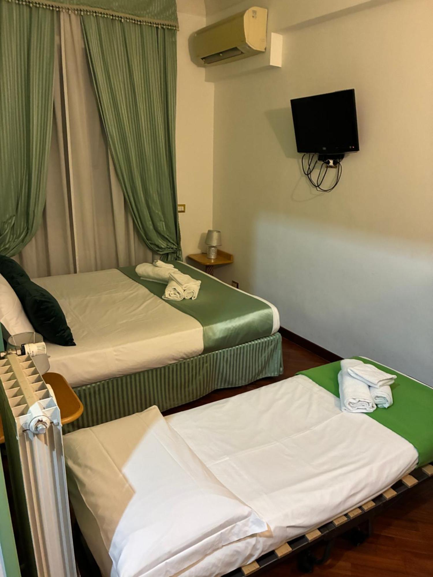 B&B Rifugio Di Roma Upon Metro B Pvt Bathroom Pvt Balcon — Photos 3